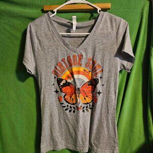 GREY WOMENS SHIRT WITH BUTTERFLIES AND SAYS VINTAGE SOUL SIZE MEDIUM